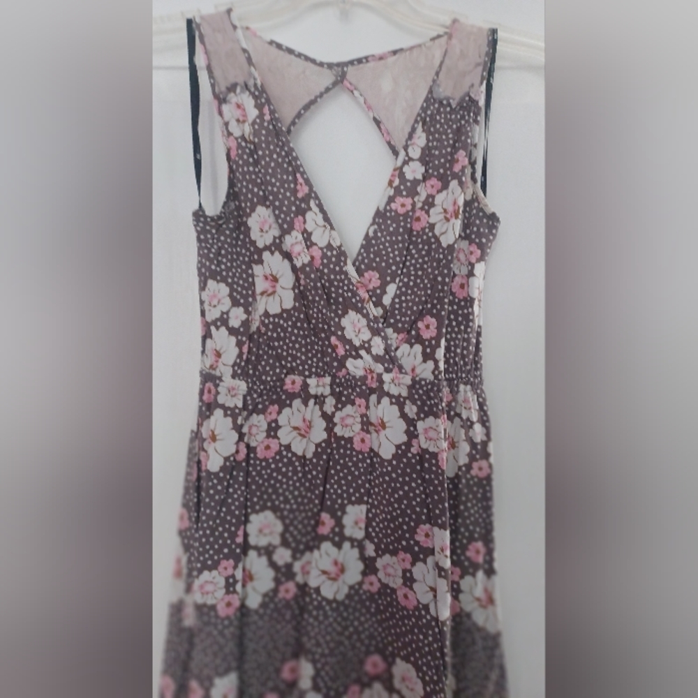 Spring Sundress - Picture 2 of 6